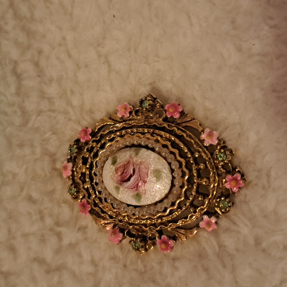 Vintage ArtC pin..rose and goldtone